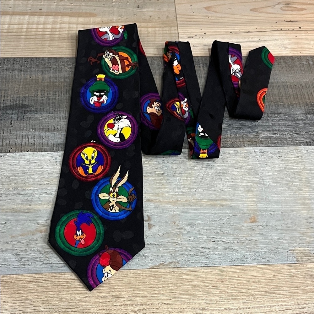Vintage 1993 Looney Tunes Mania Character Graphic Print Black Men’s Neck Tie